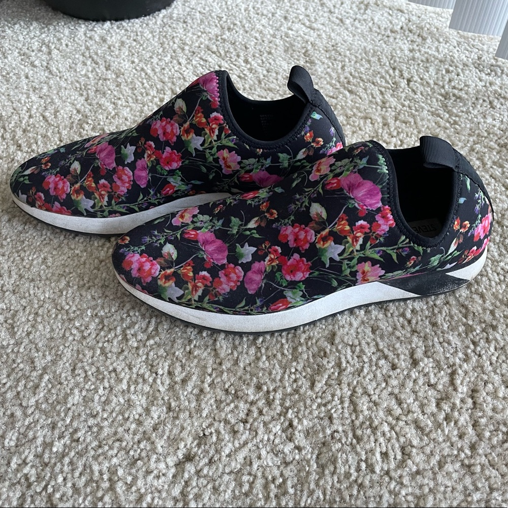 Steve Madden floral sneakers